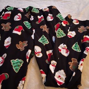 4/16$ or 8/24$

basic christmas pajama pants